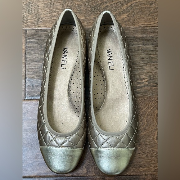 VANELi Bronze/Gold Serene Quilted Leather Flats Size 7 - Picture 5 of 10